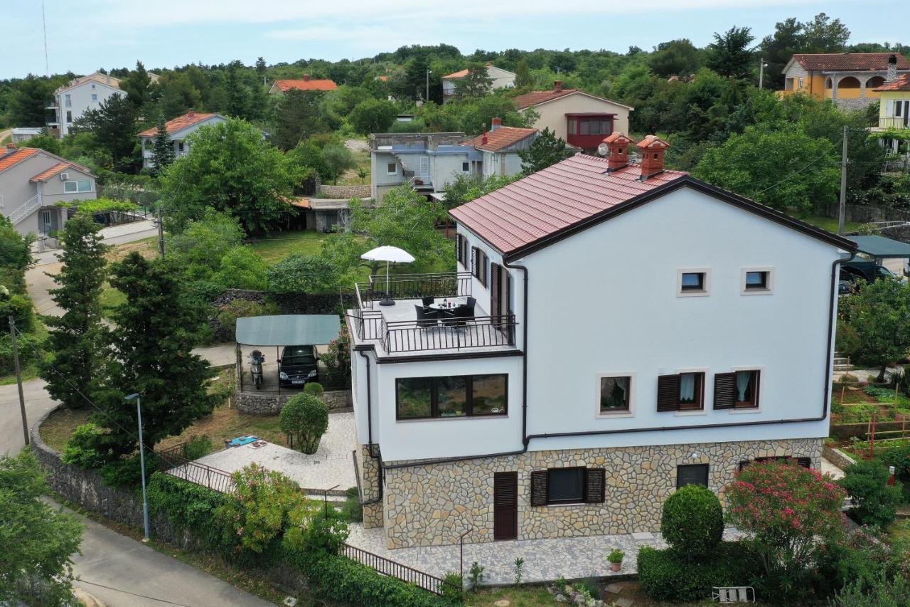 Apartments Olivia & Navy, Silo Exterior foto